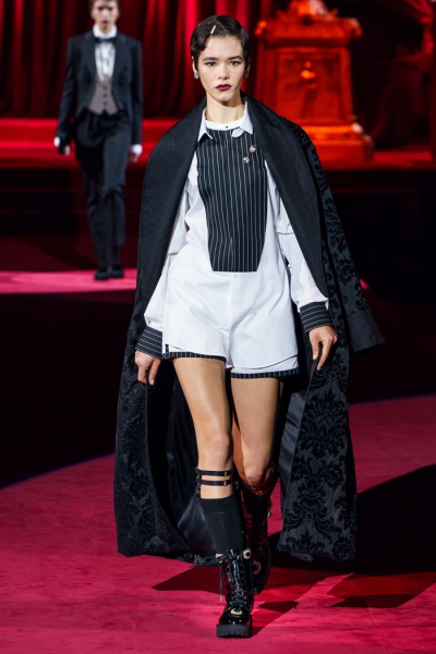 С чем носить длинную рубашку – 10 стильных образов С чем носить длинную рубашку – 10 стильных образов