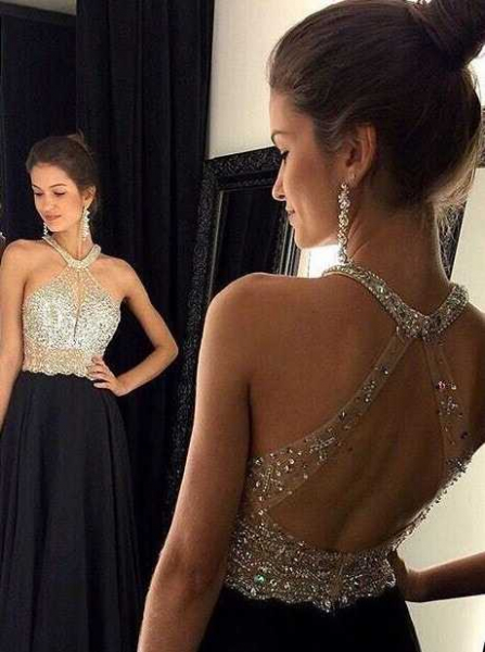 Как выбрать вечернее платье на мероприятие