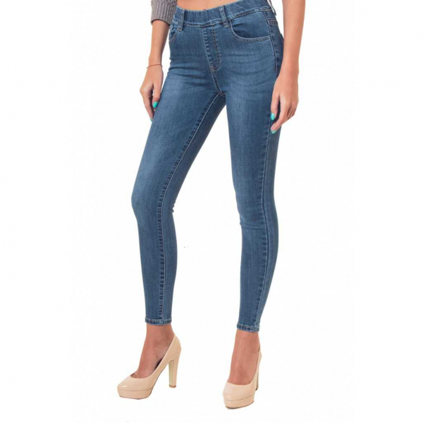 Мода «десятых»: самые запоминающиеся тренды декады