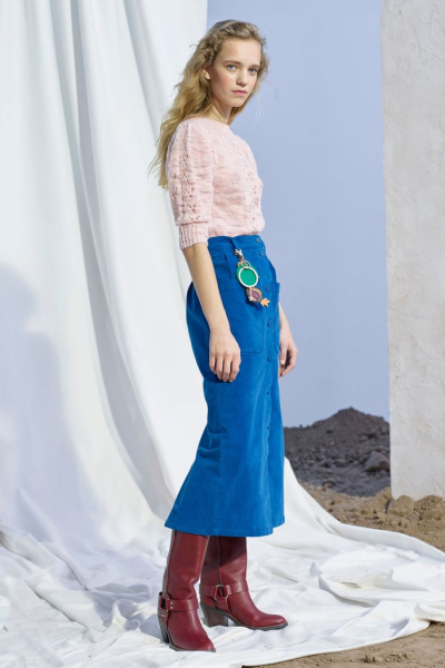 8 модных моделей синих юбок 2019-2020 года 8 модных моделей синих юбок 2019-2020 года