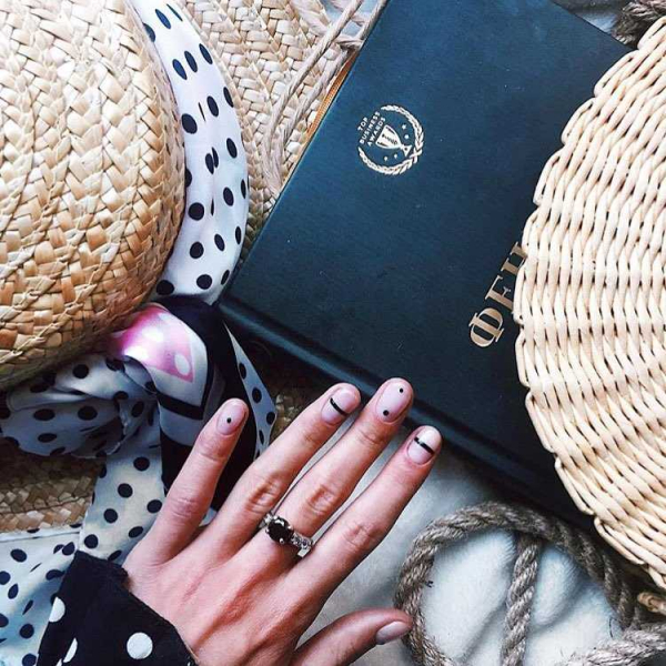 Как стать мастером маникюра и хорошо зарабатывать