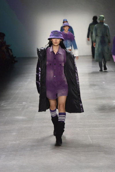 С чем носить длинную рубашку – 10 стильных образов С чем носить длинную рубашку – 10 стильных образов