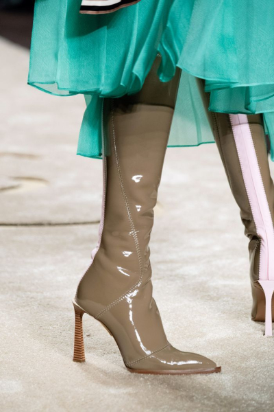 10 модных моделей сапог осень-зима 2019-2020