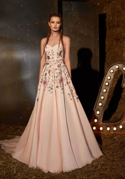 Как выбрать вечернее платье на мероприятие