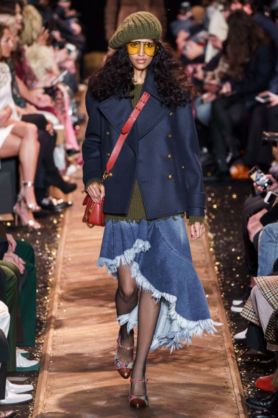 8 модных моделей синих юбок 2019-2020 года 8 модных моделей синих юбок 2019-2020 года