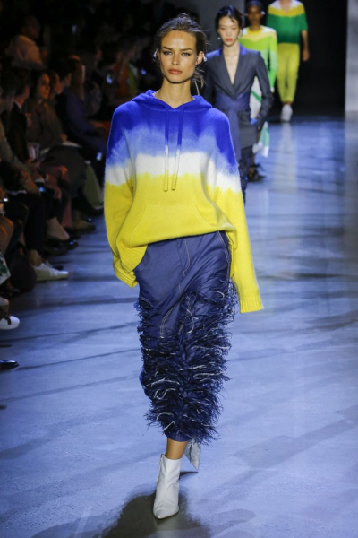 8 модных моделей синих юбок 2019-2020 года 8 модных моделей синих юбок 2019-2020 года