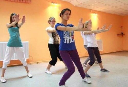 Современные танцы для девушек: список с описаниями и советами по обучению