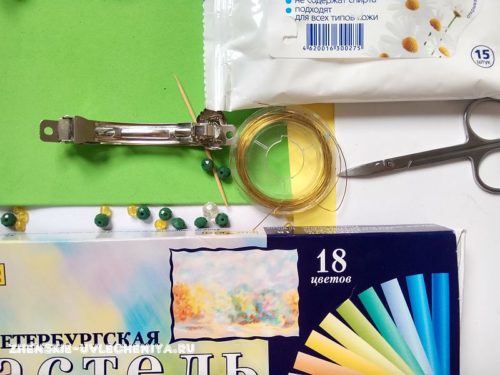 Яркие нарциссы из фоамирана для декора заколки в пошаговом мастер-классе