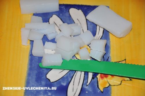 Мыло для ребенка своими руками с резиновой игрушкой