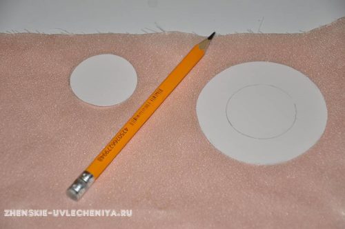 Заколка-шляпка своими руками из картонной втулки и ткани