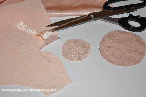 Заколка-шляпка своими руками из картонной втулки и ткани