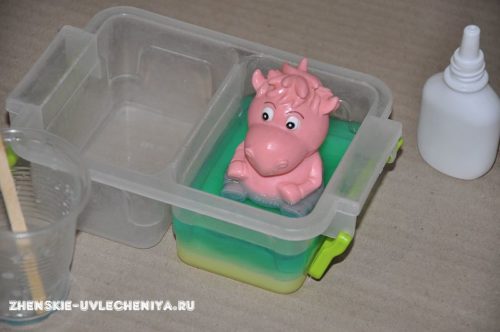 Мыло для ребенка своими руками с резиновой игрушкой